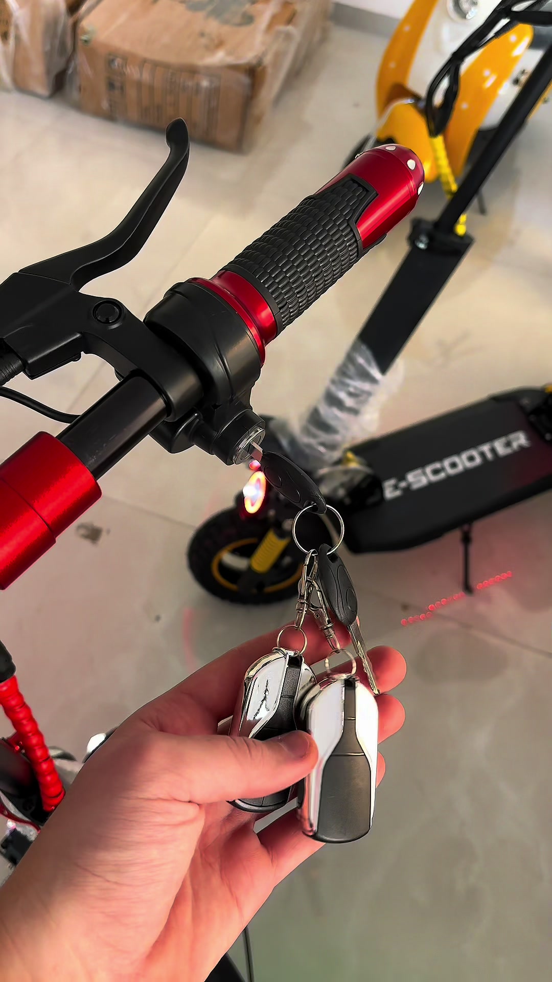 @E-scooters.Lb