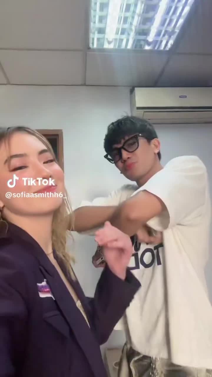 @🖤AV💙