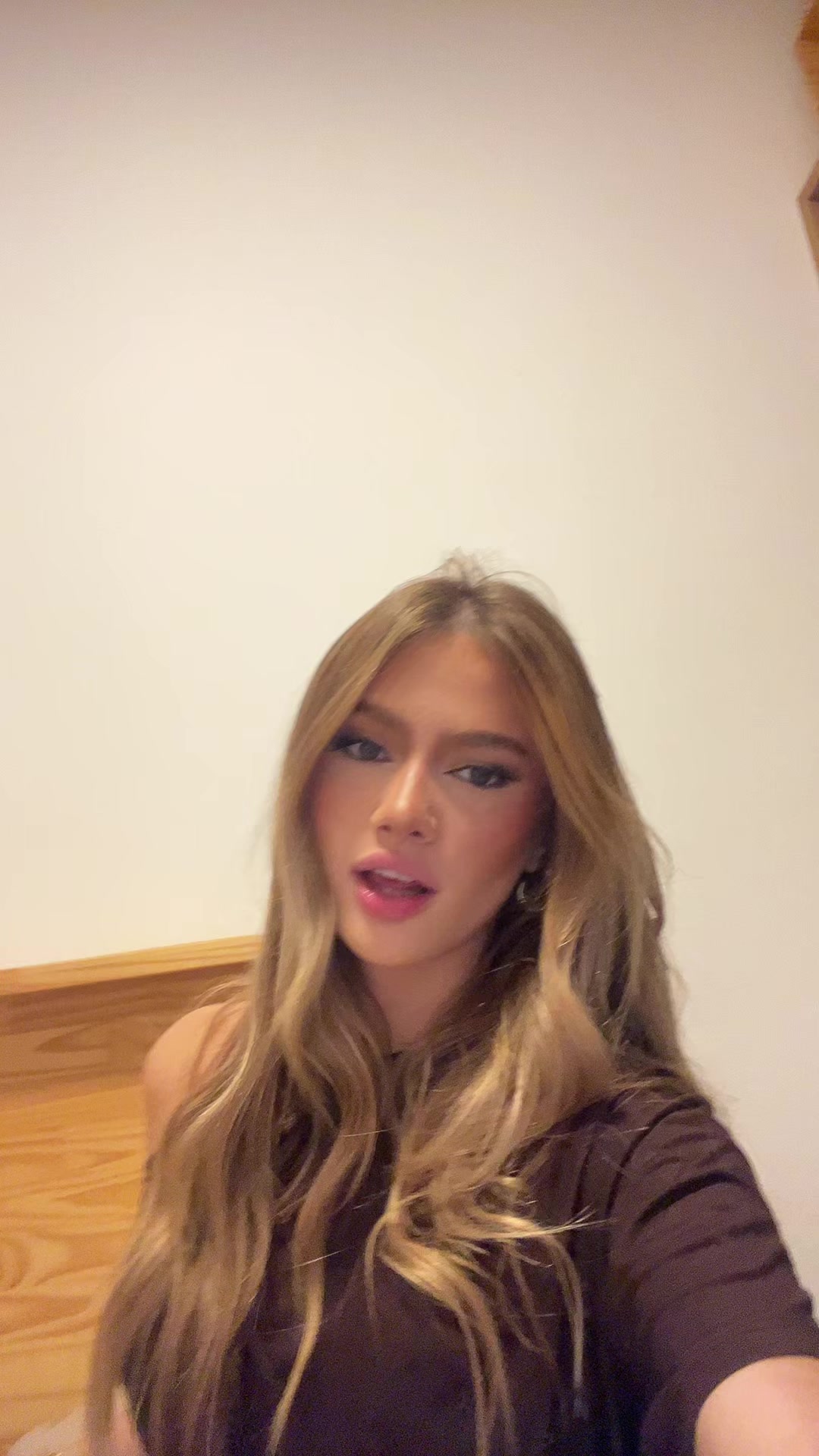@&Egrave;rika Ferreira