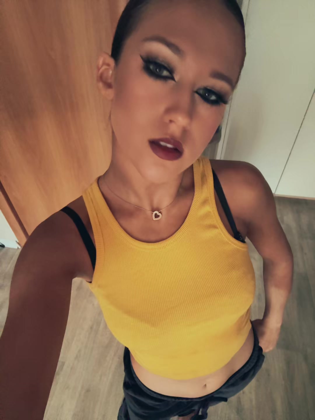 @аришка