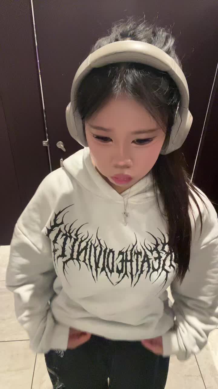 @Christina
