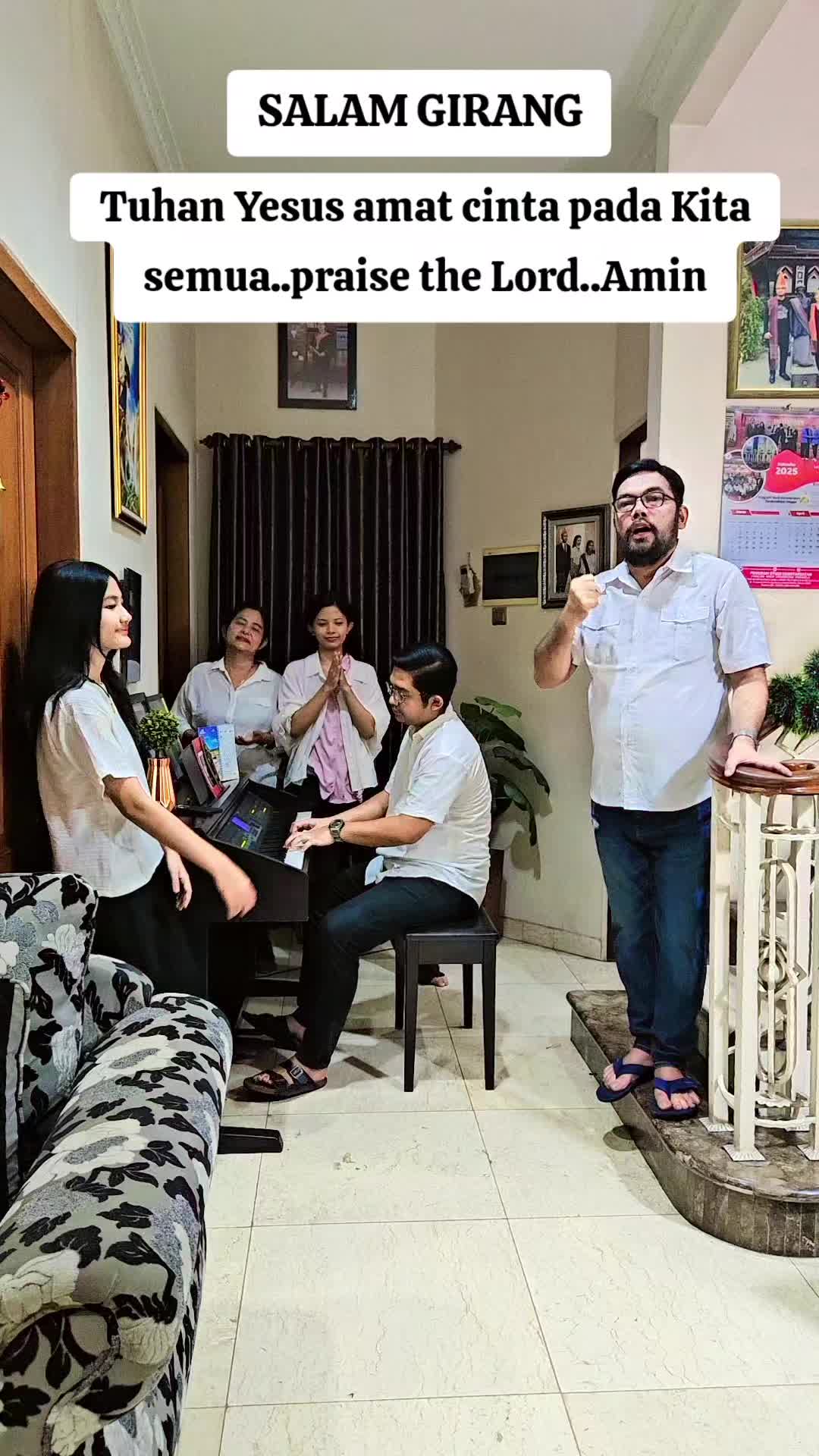 @Tuan & NyonyaVanzaith