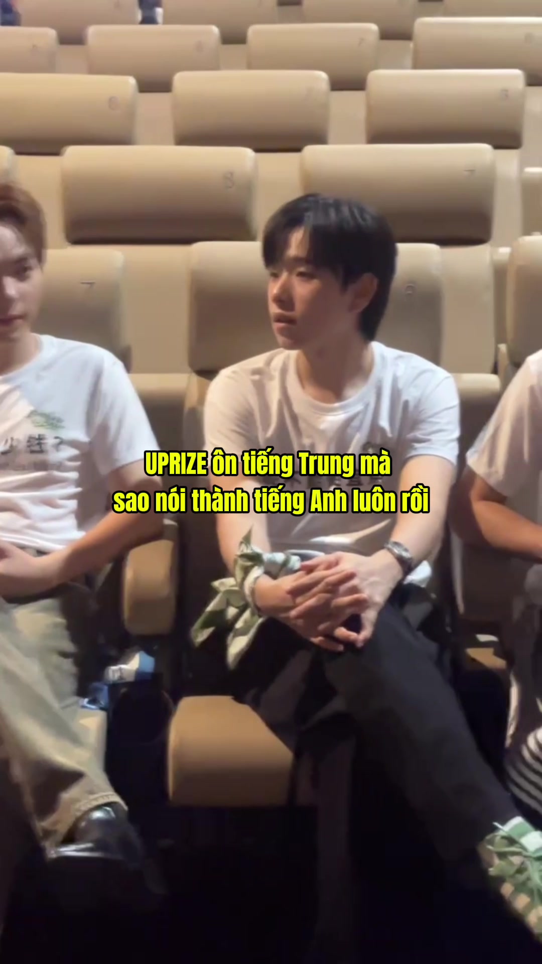 @Trạm Hóng Hớt