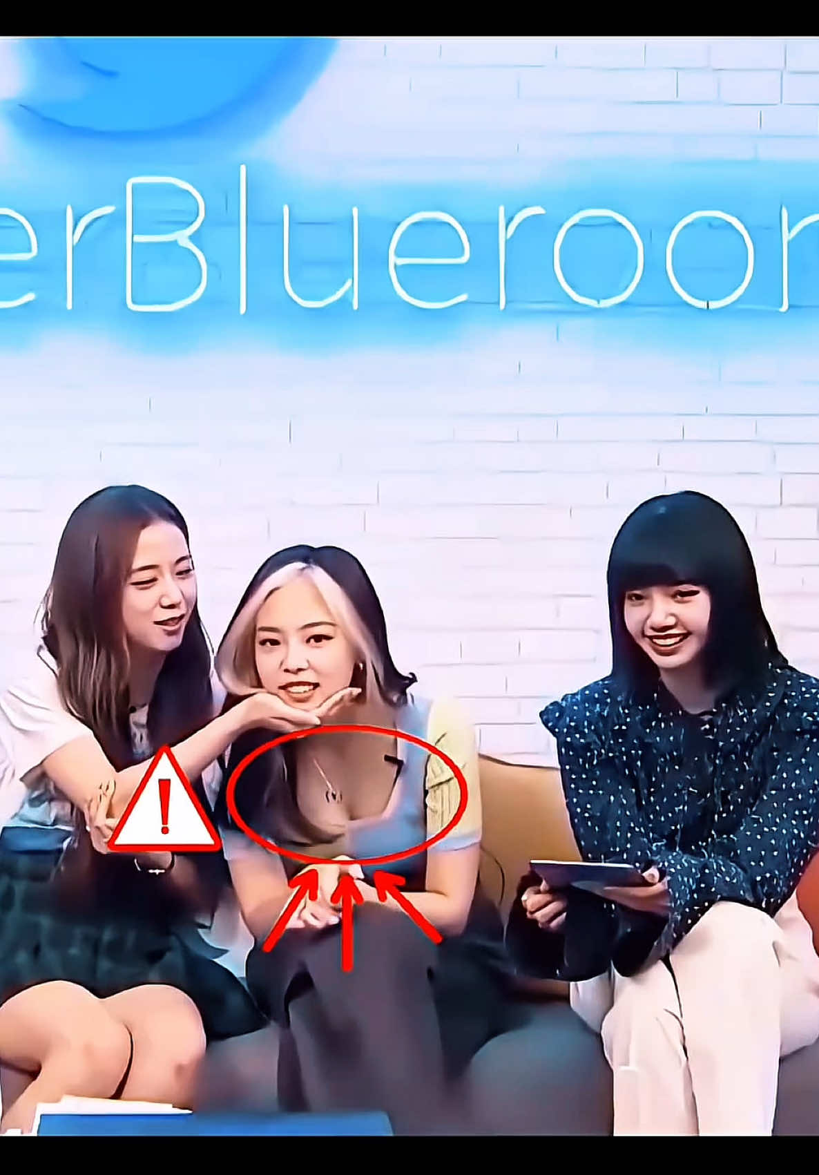 @KpopIdolMoments