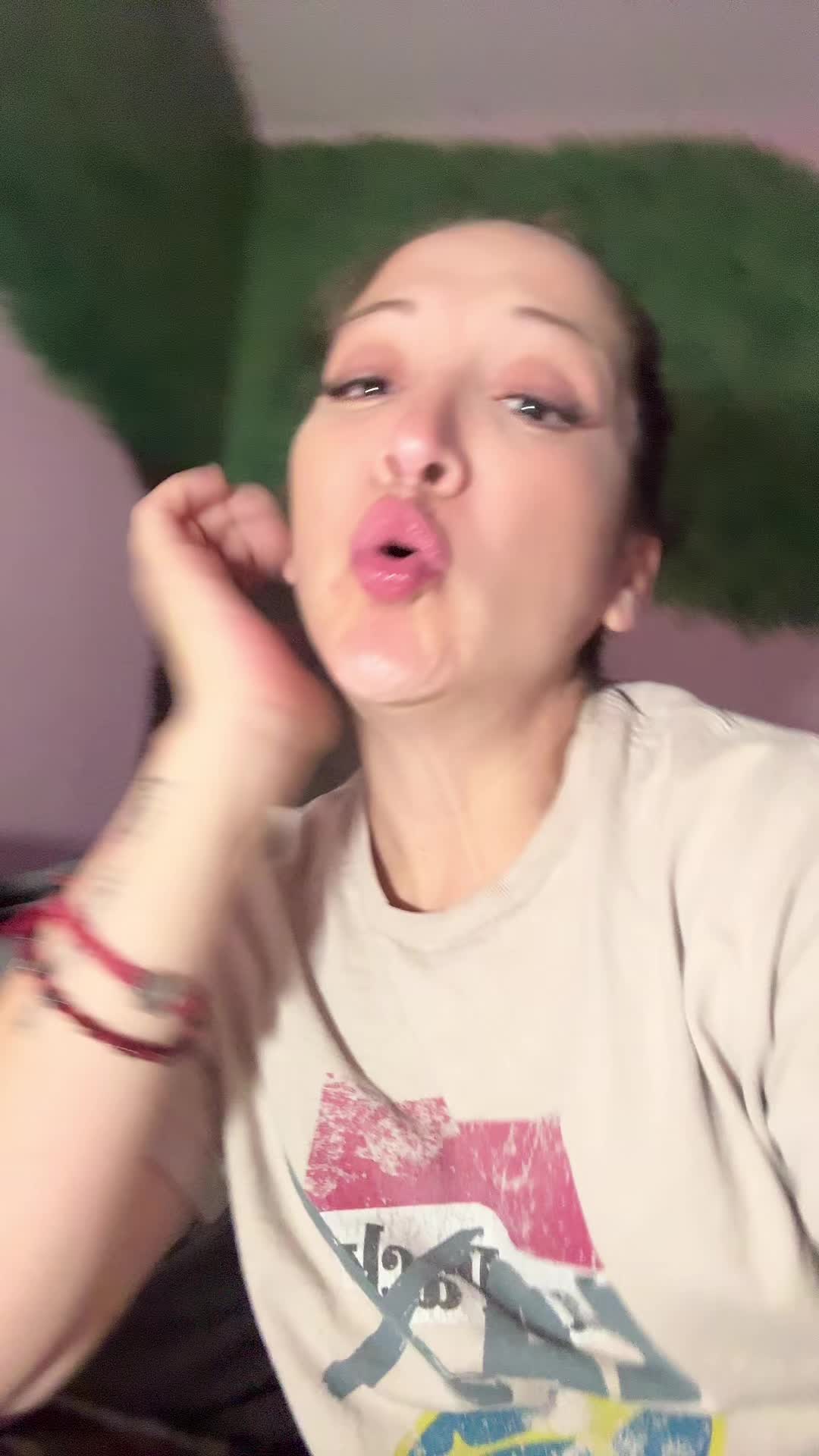 @Stephy 🥀