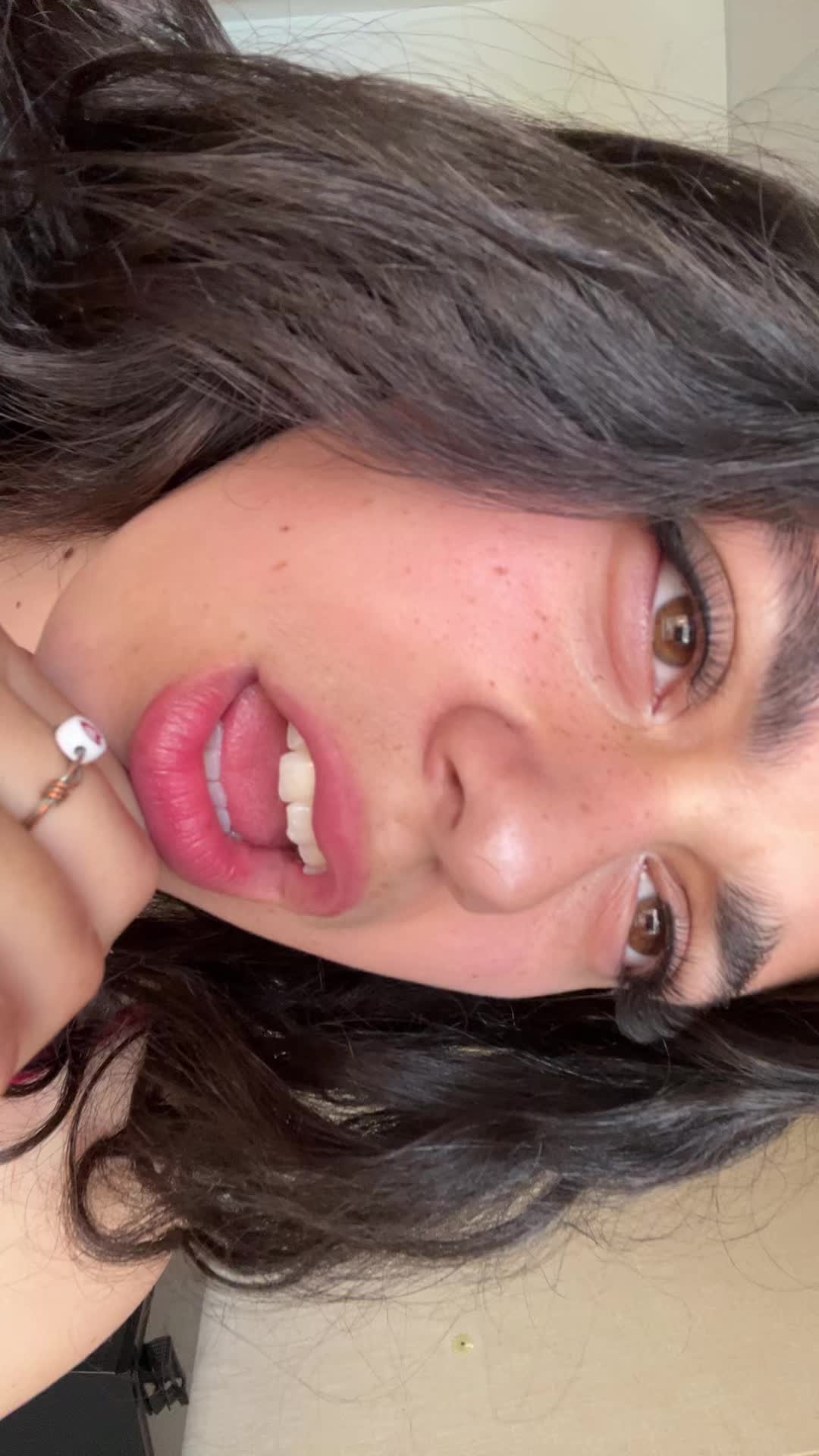 @juliannam