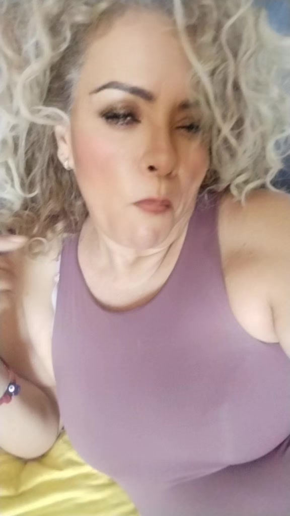 @ELI_FLO2000