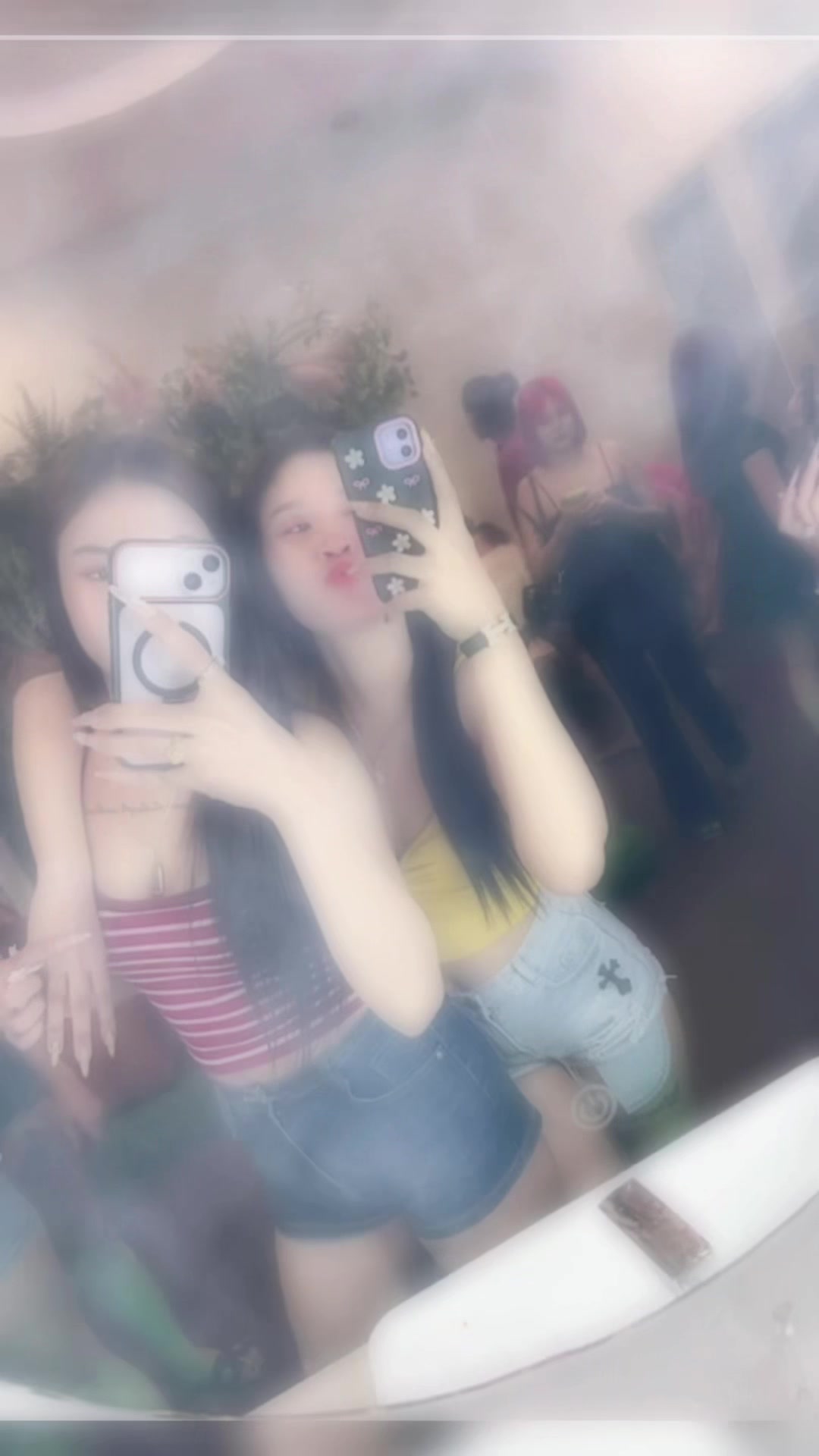 @Yińg Yińg 🍑🖤