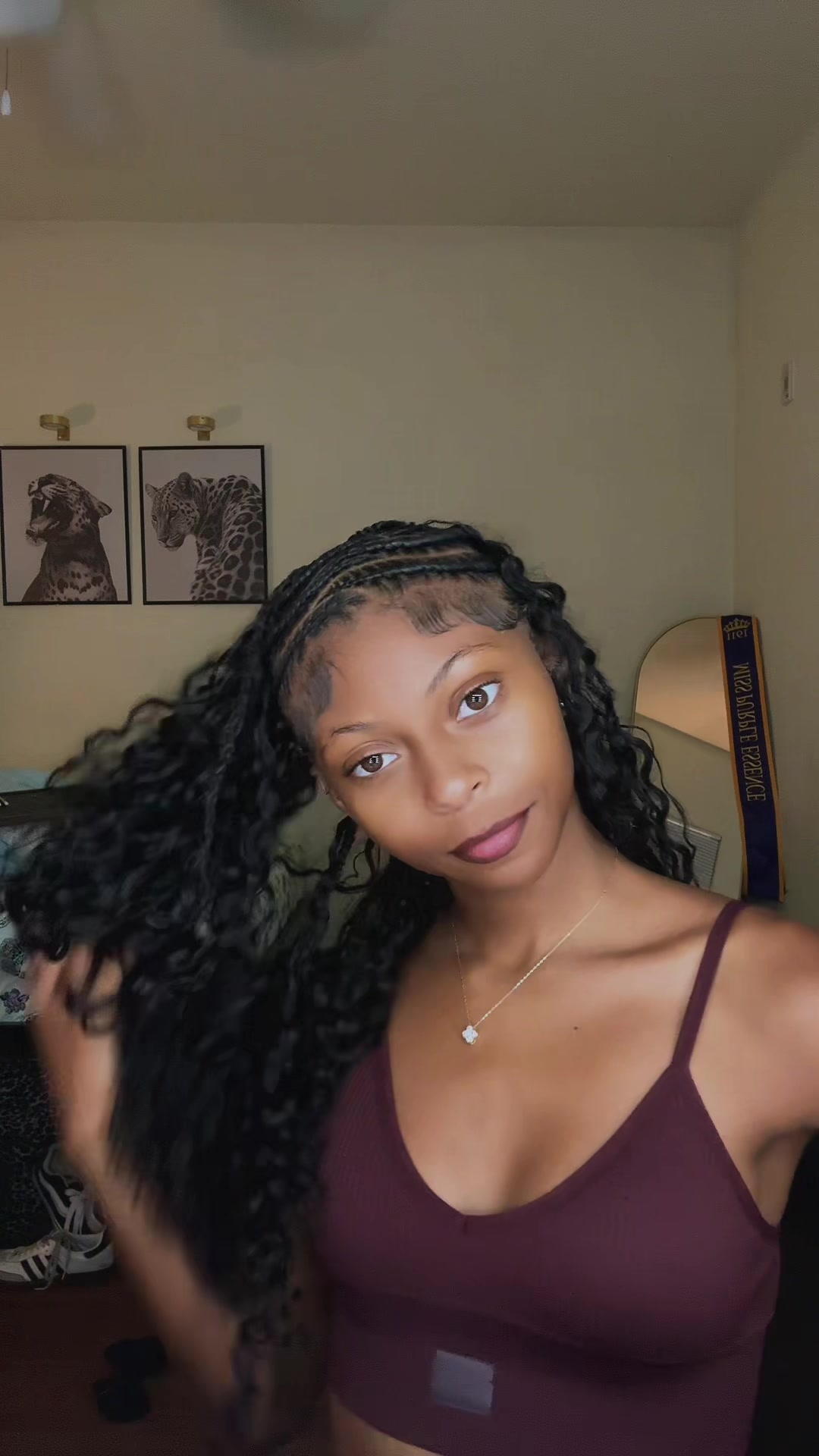 @Niya Riona