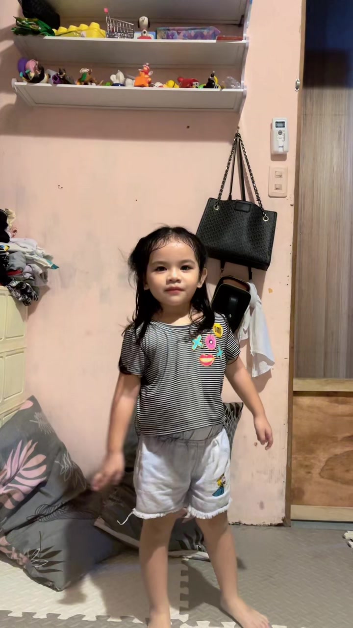@zhaviamom