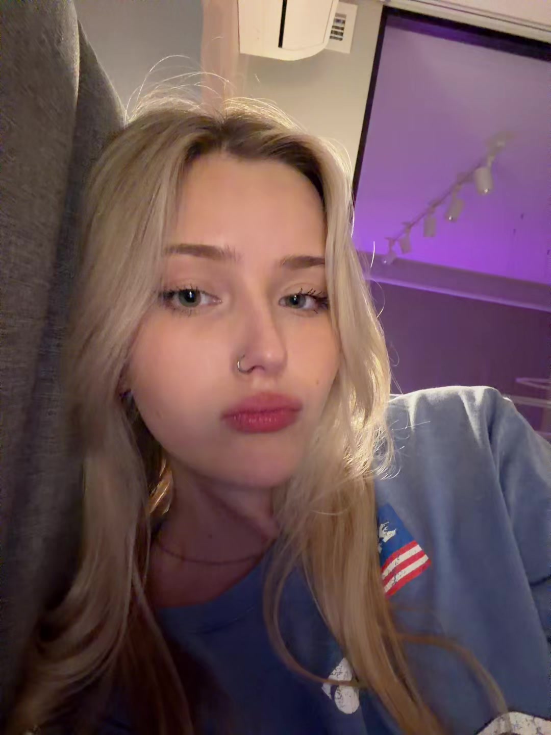 @whylollycry