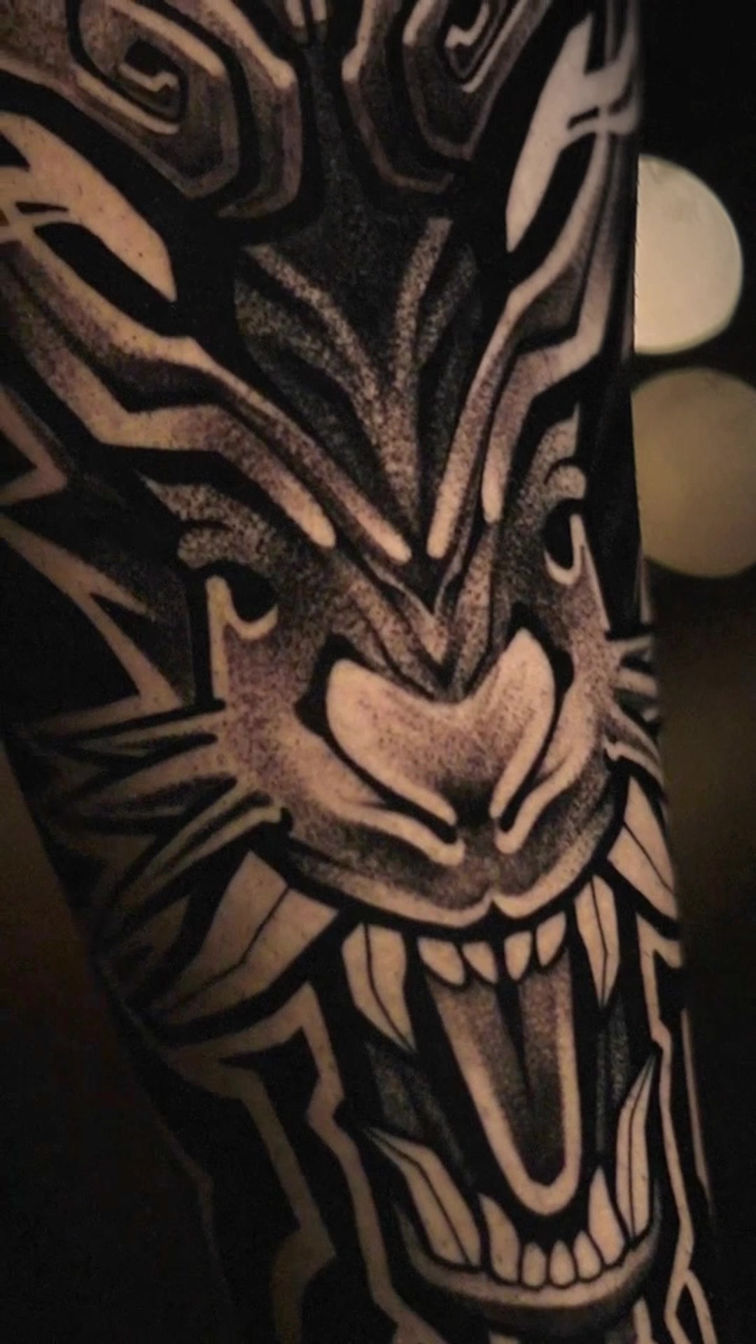 @SHARI TATTOO