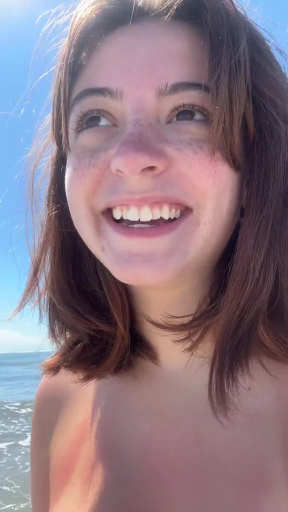 @bella