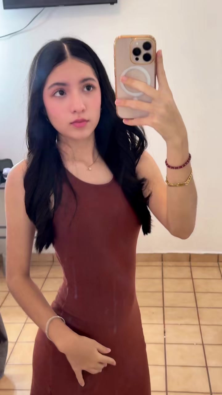 @Vicky4n