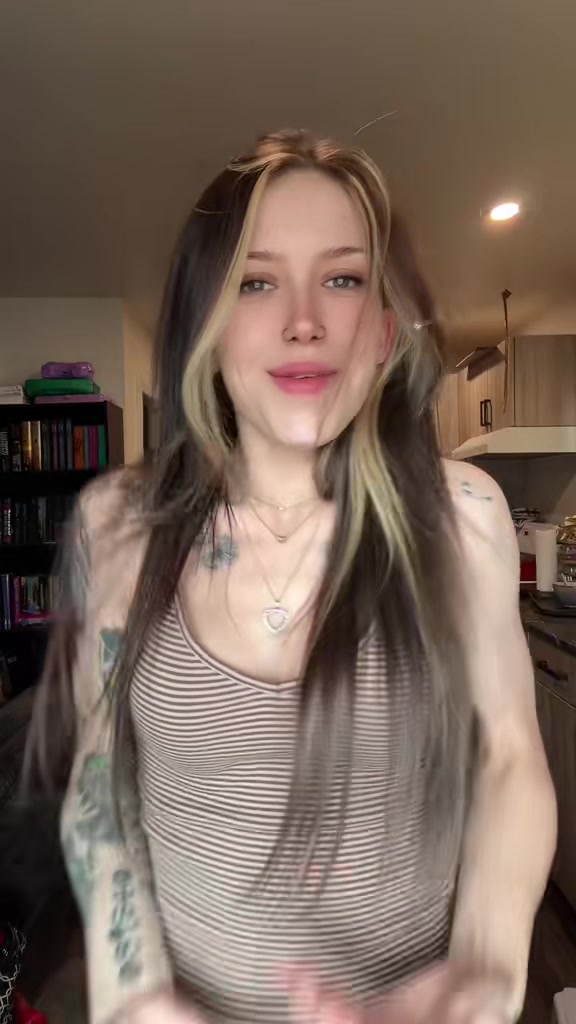 @Hailey Marie Osborne/Haaibruh