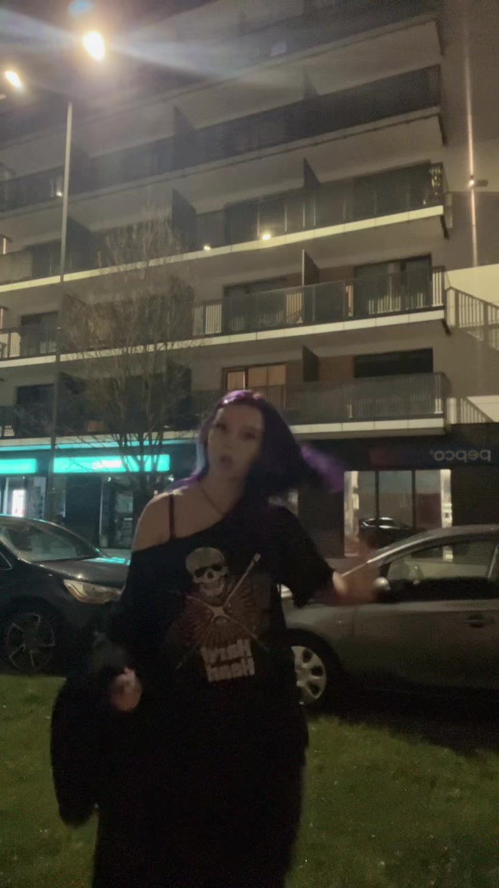 @n4d1@
