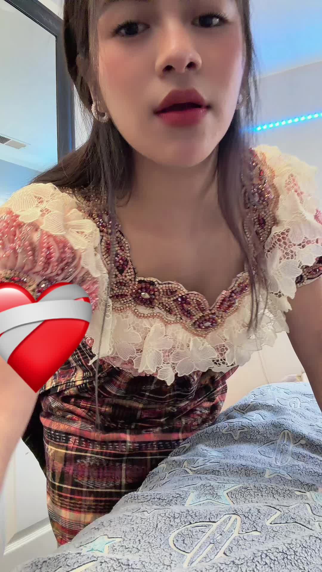 @J E S S Y