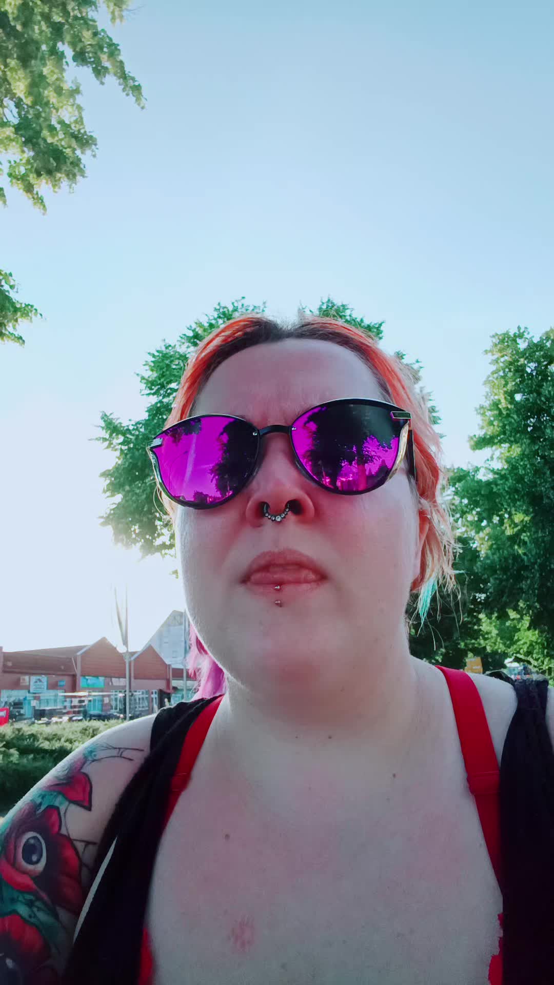 @Rainbowshit13🌺