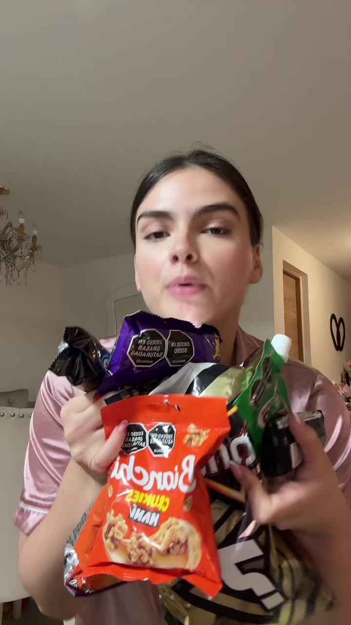 @Camila Echeverri