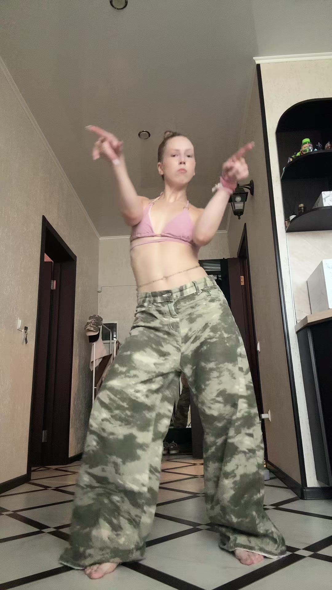 @джонияр