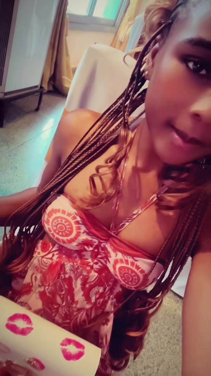 @A girl like Rosavine😘