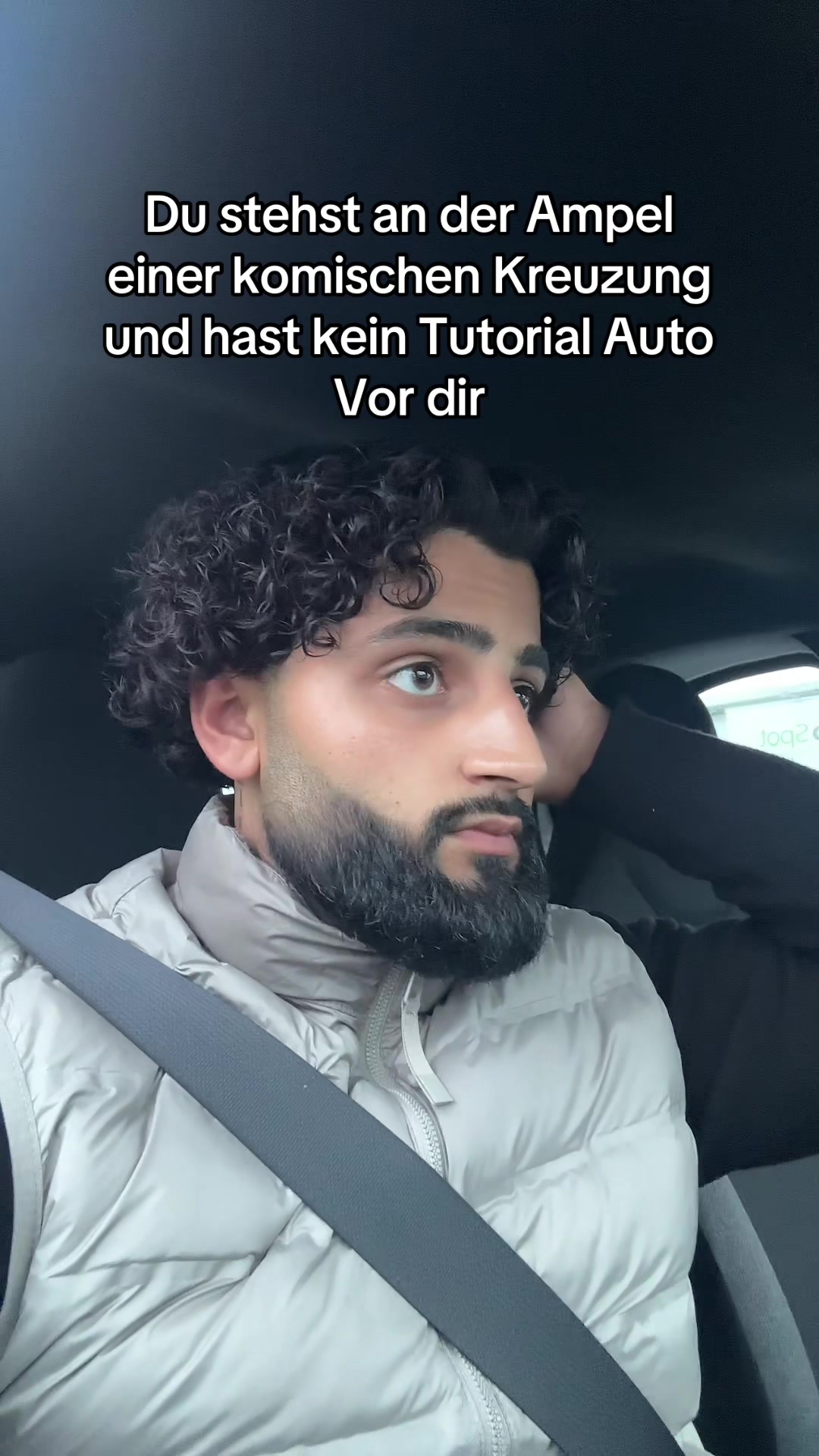 @r0han361