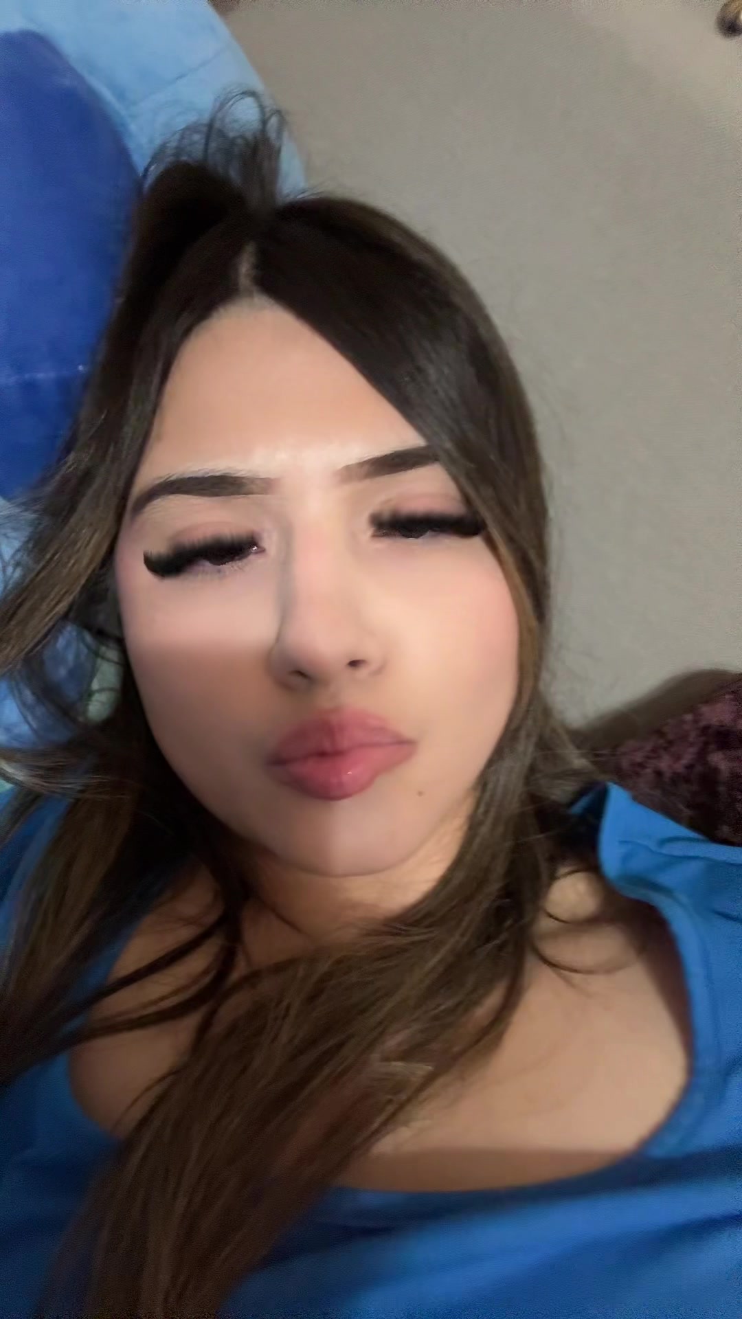 @Emily Quiñonez👸🏻