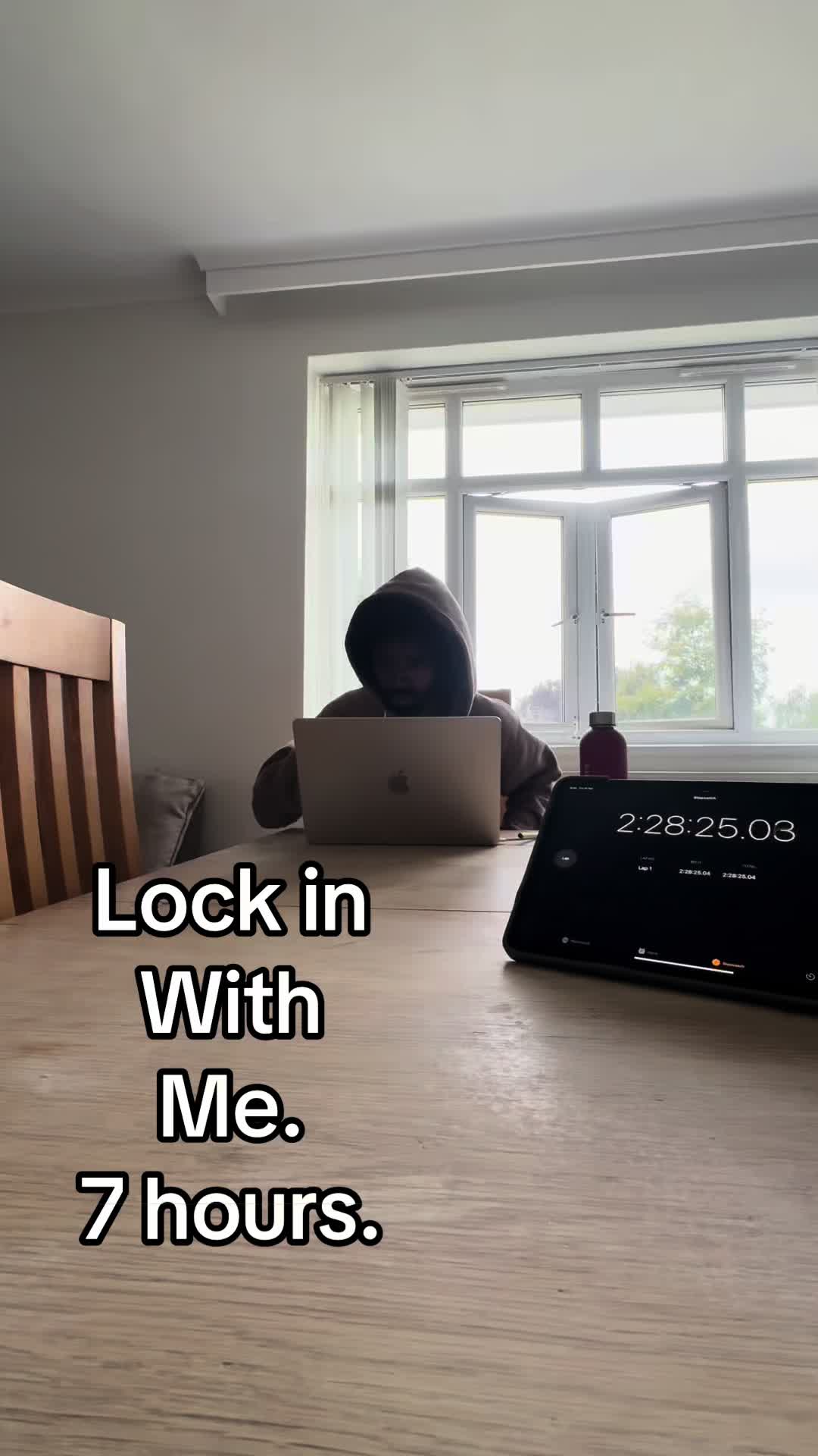 @Abz