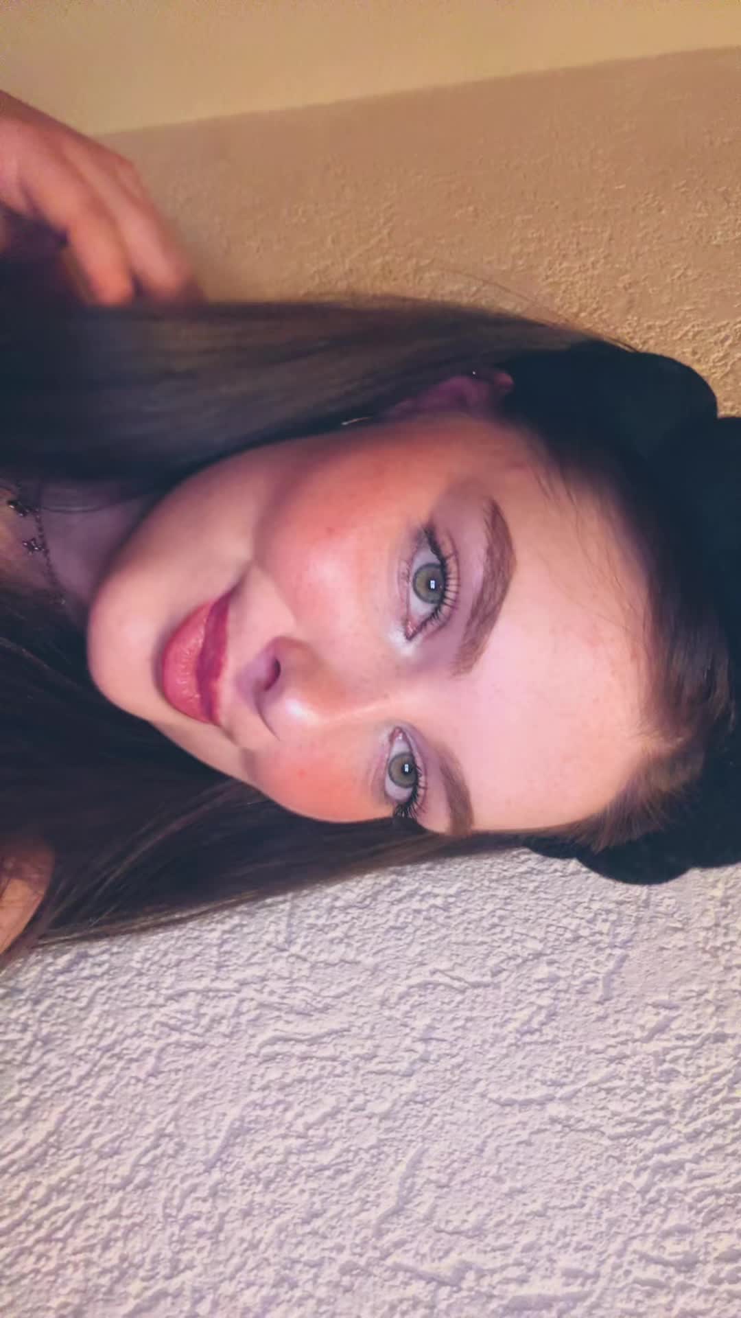 @Lara Marie♡