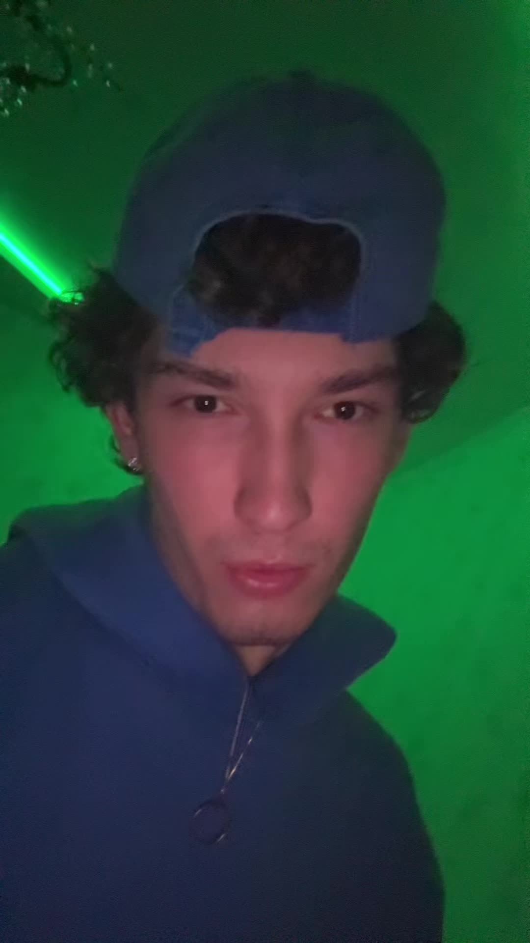 @Zkario
