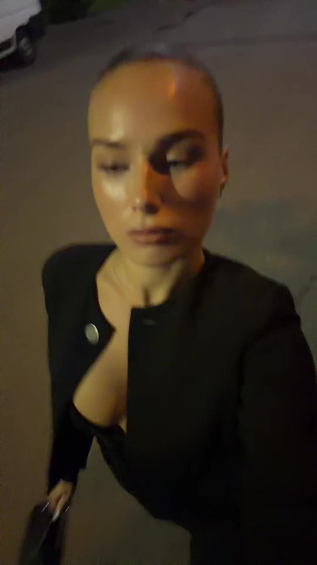 @Diana