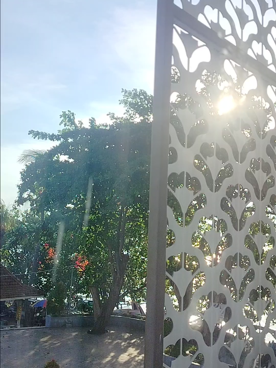 @la