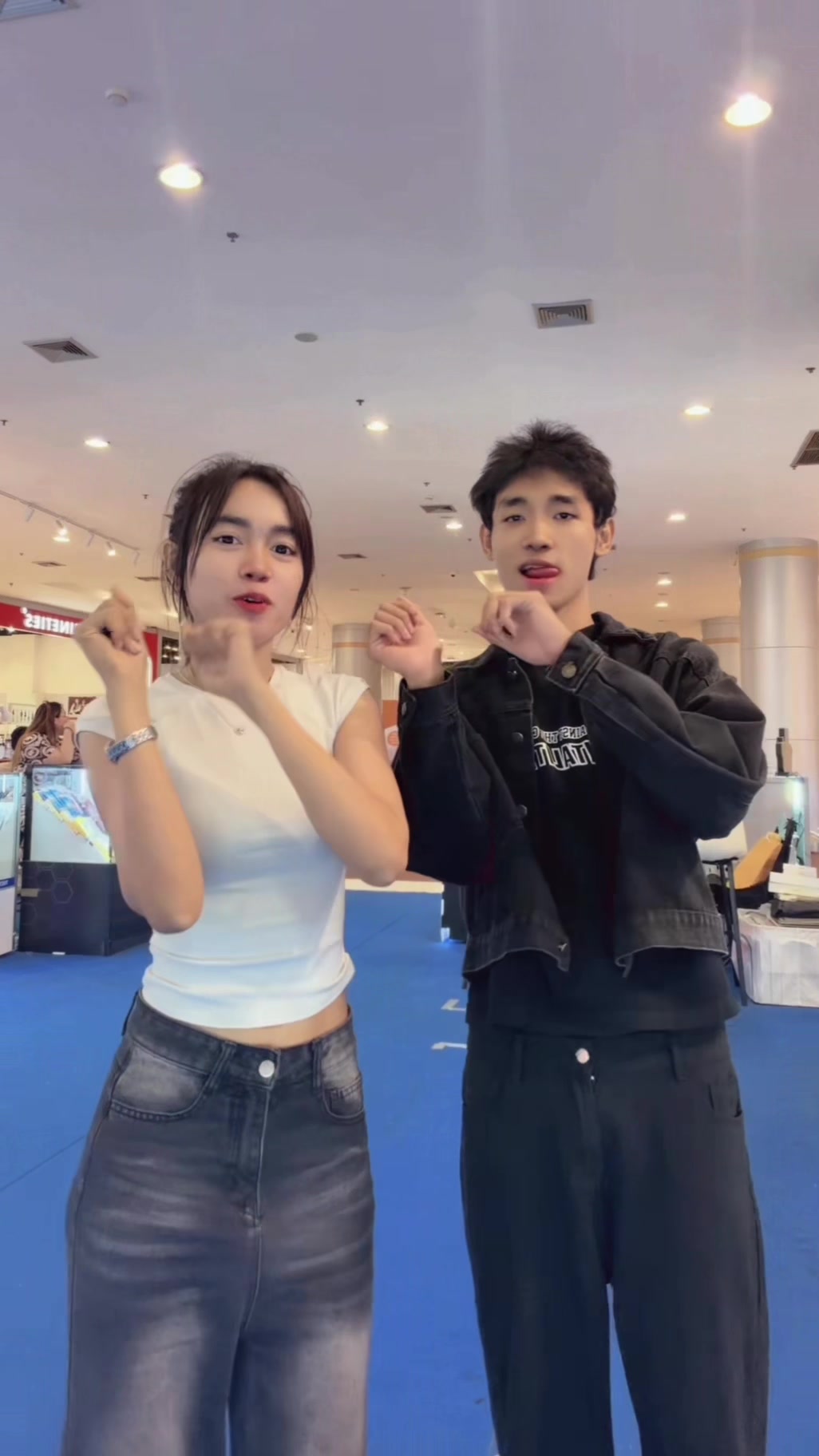 @Ju Ju (Official 4M )♋️