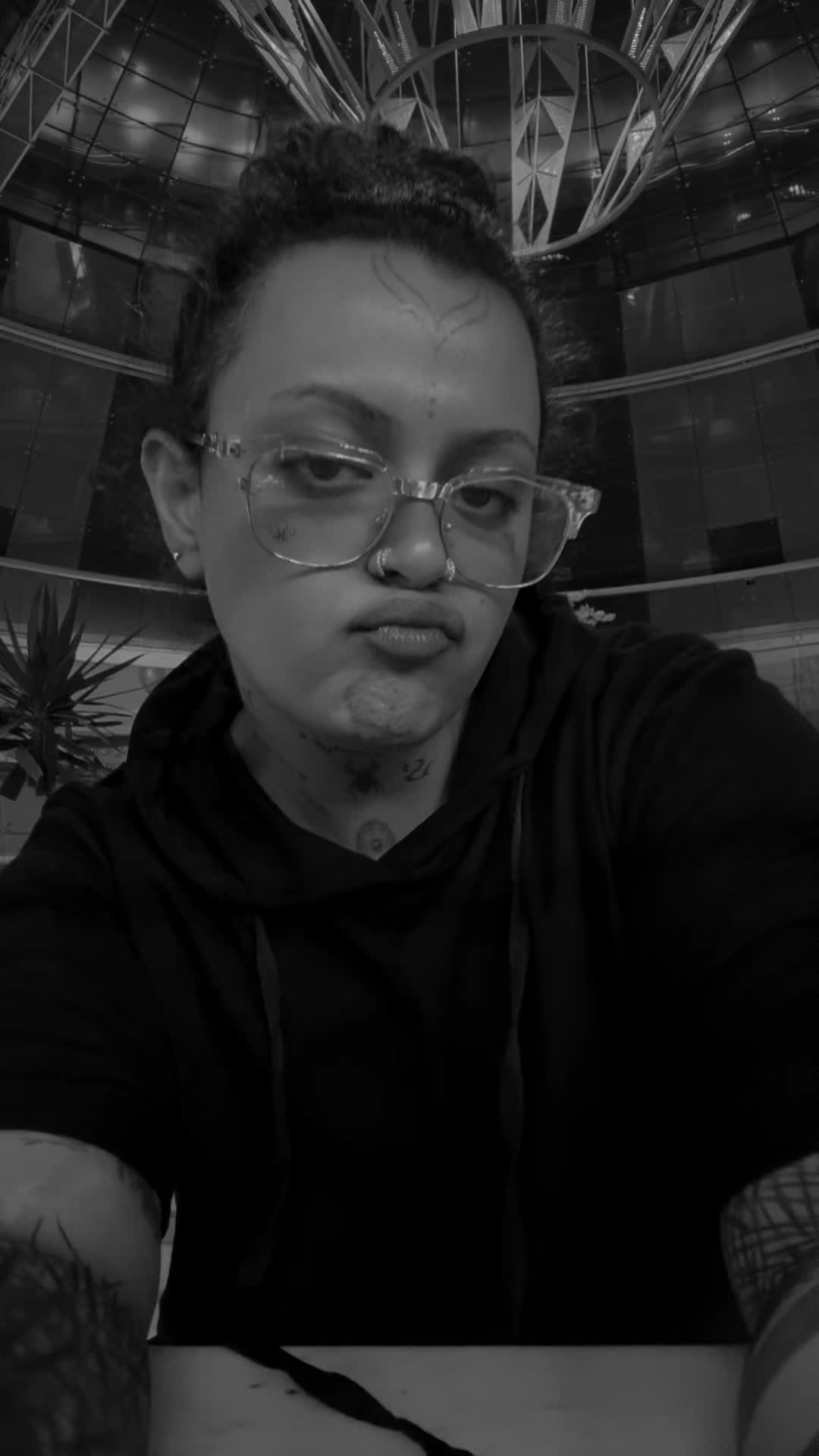 @andia🖤