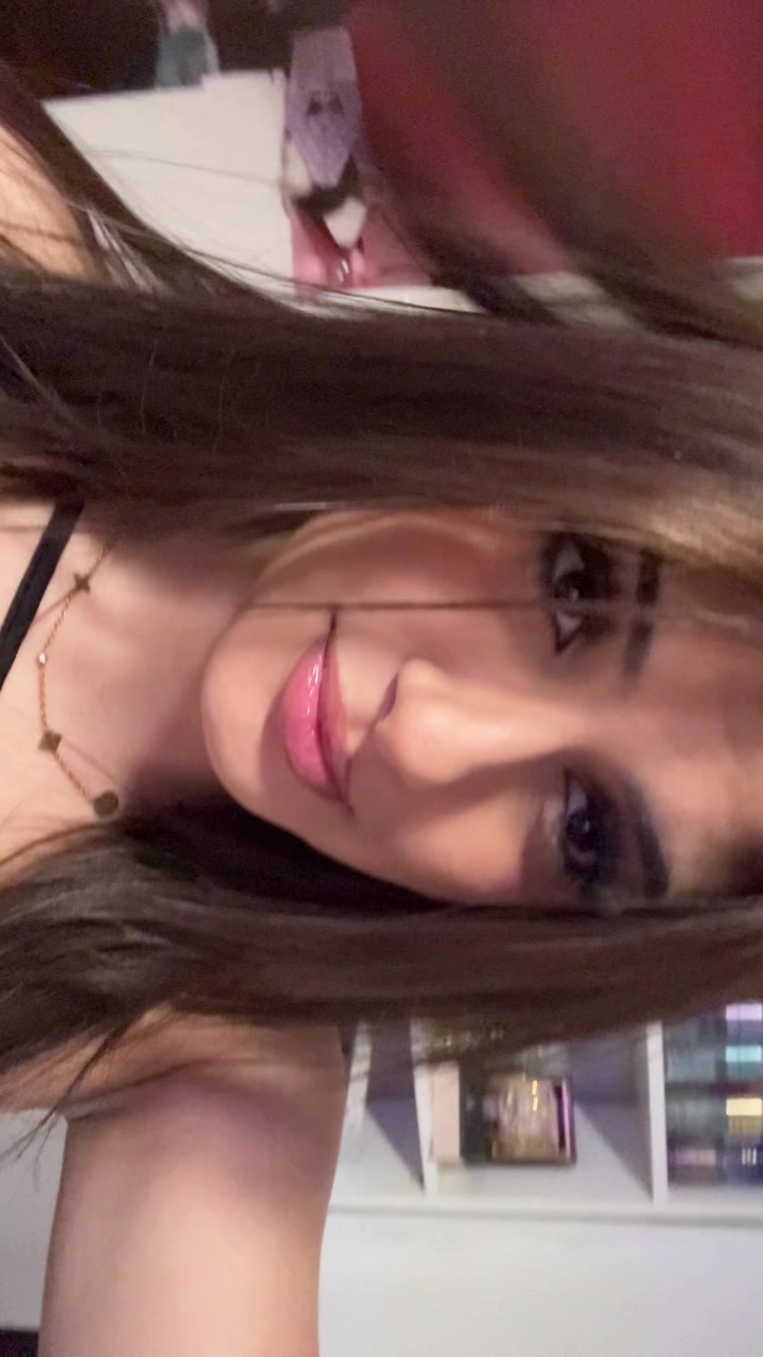 @𝐸𝓁𝒶..