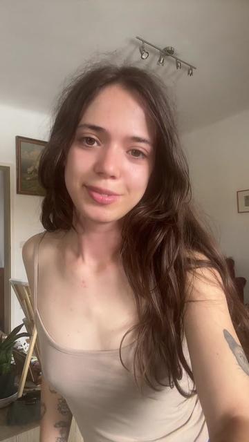 @outoffthecloudd
