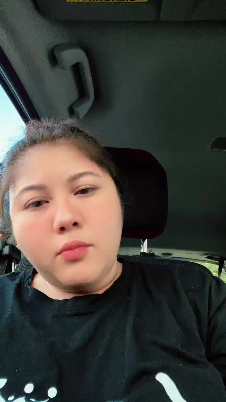 @lesly flores
