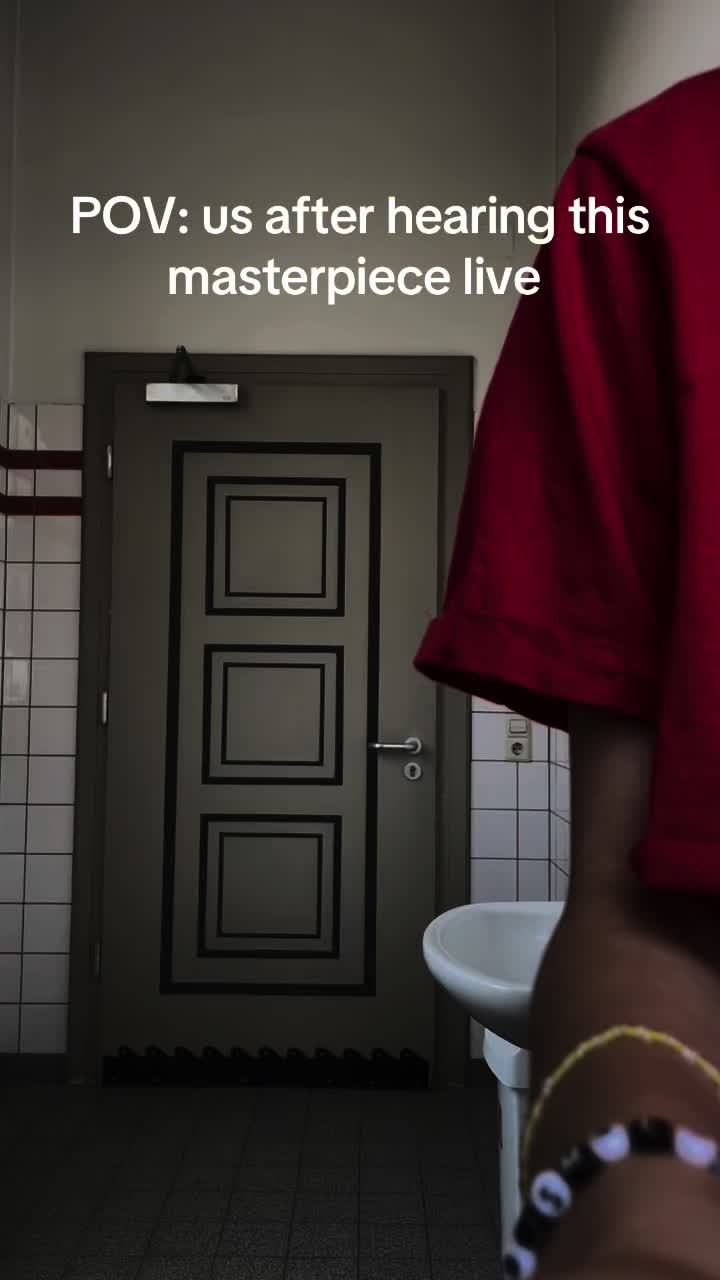 @Ria