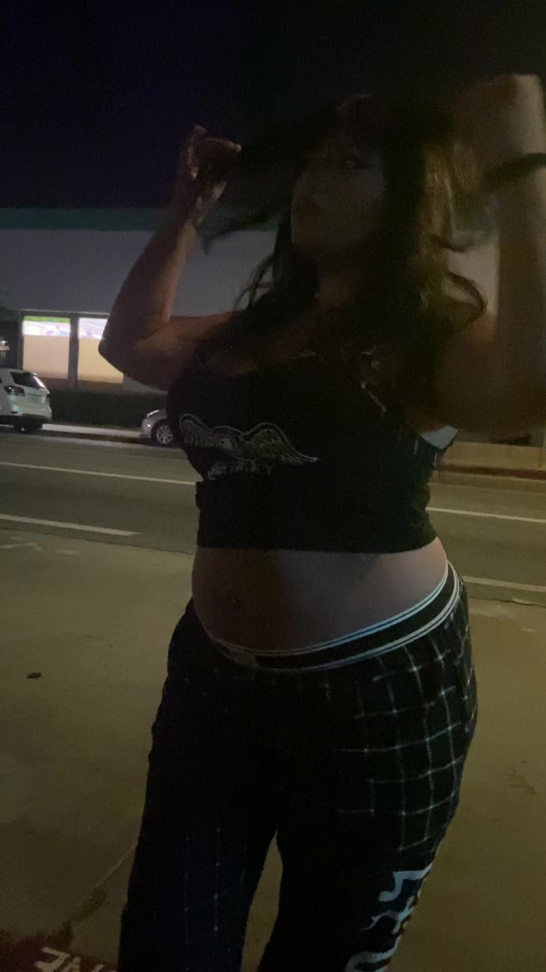 @𝕽𝖎𝖘𝖘𝖆👅