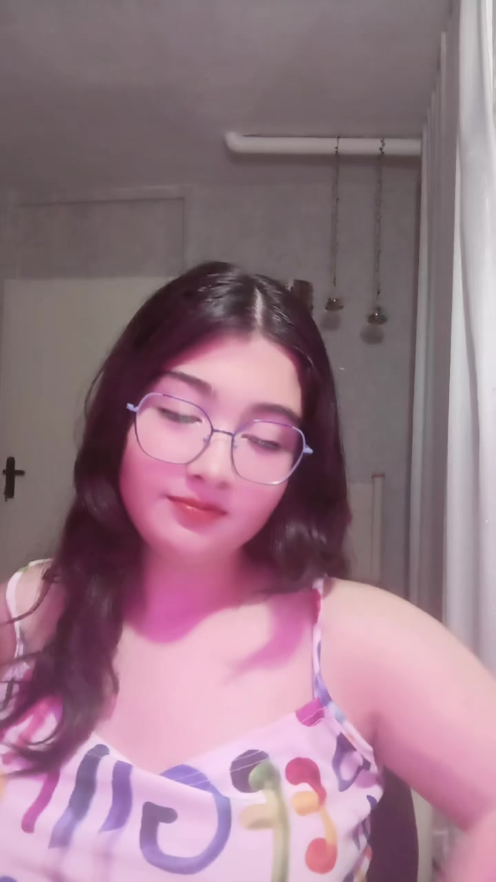 @𝐻𝑒𝓁𝒾𝒶 🐇💕