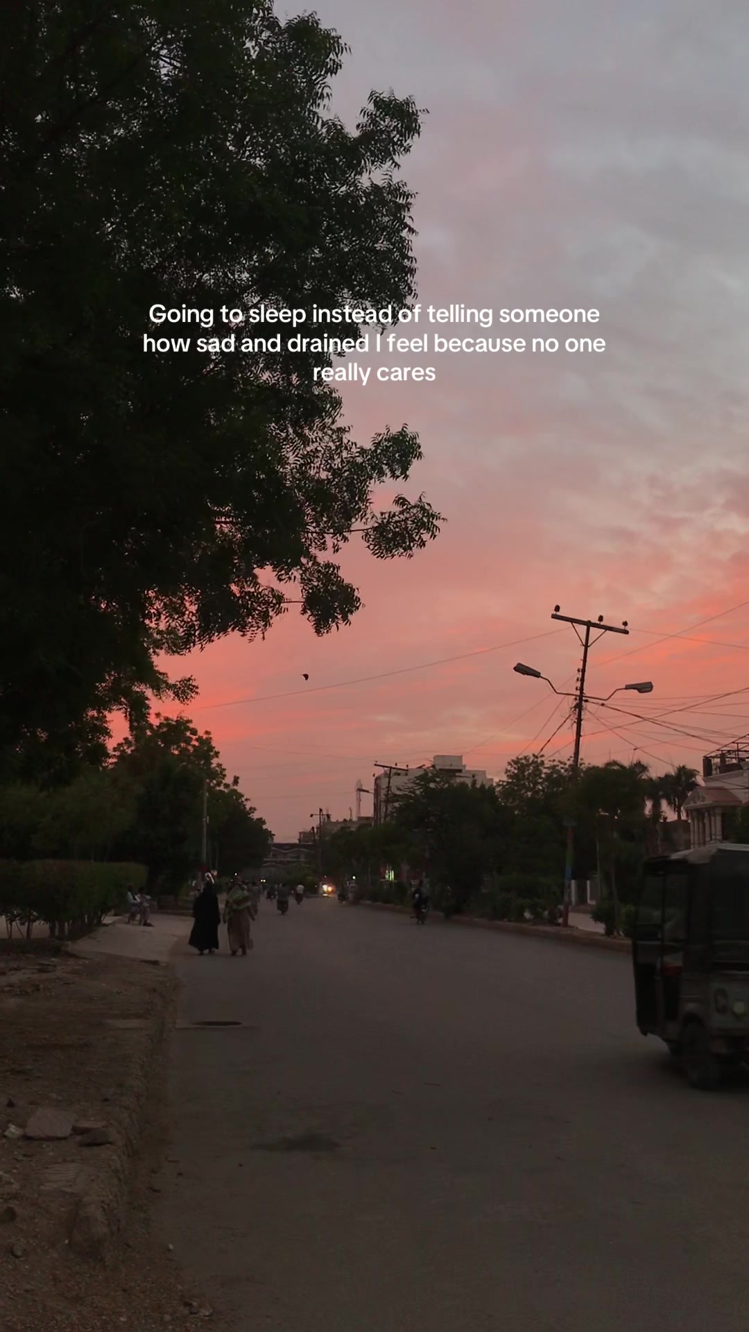 @𝘔𝘰𝘪𝘻.