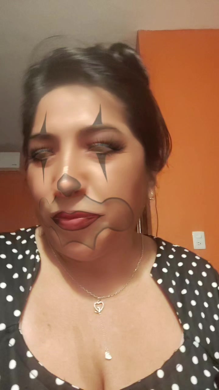 @elvirita la pueblerina