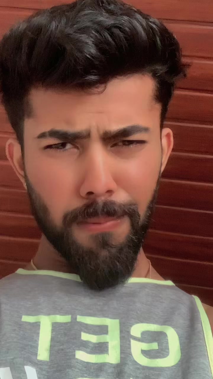@𝗦𝗛𝗘𝗡 🎶🇦🇪