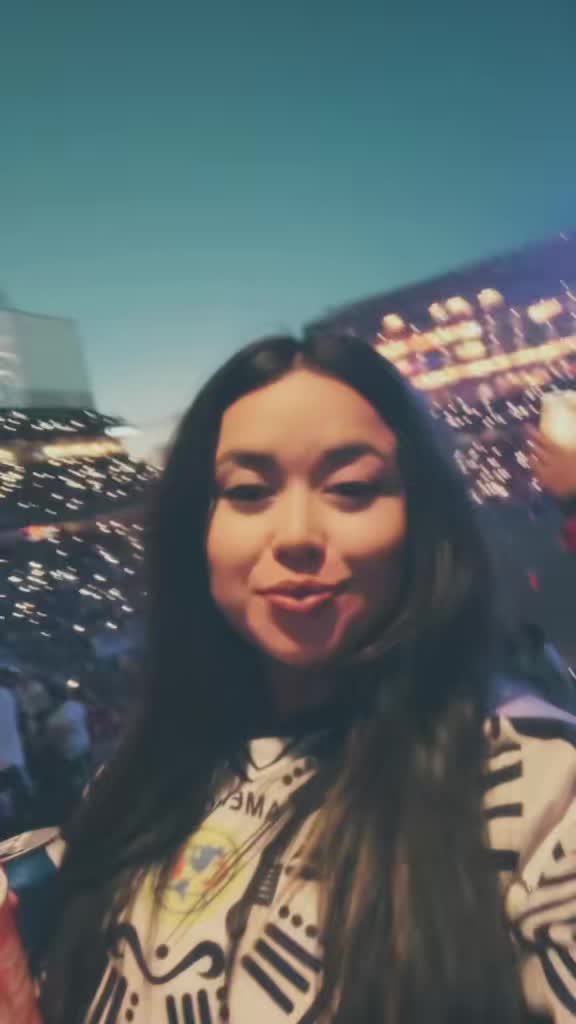 @AdriTheSpazz