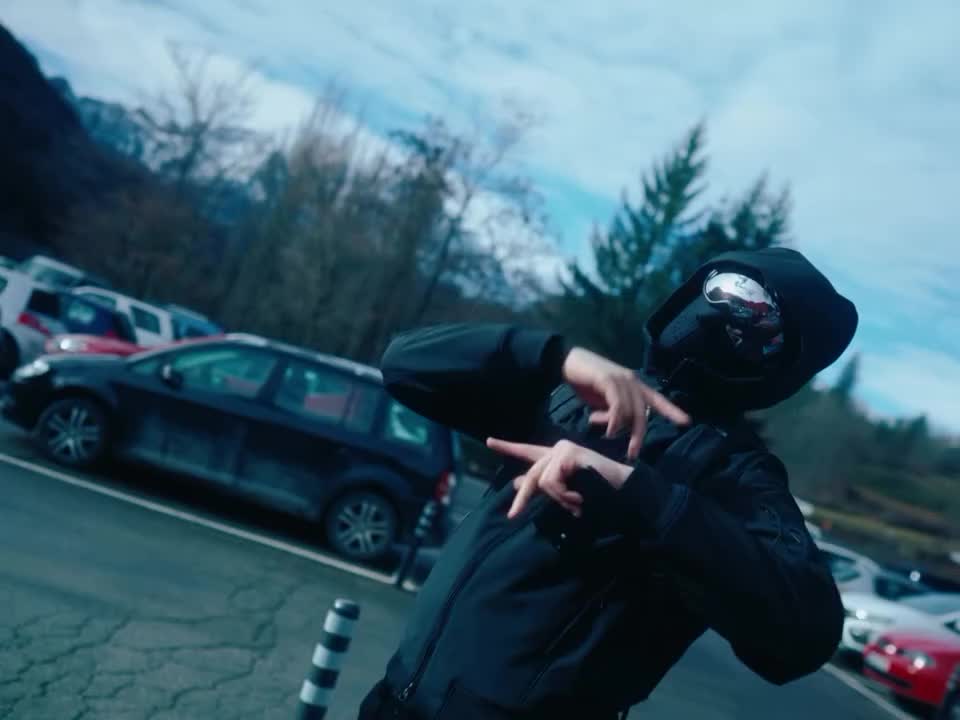 @🇵🇱Poloniamdlr🖤❤️