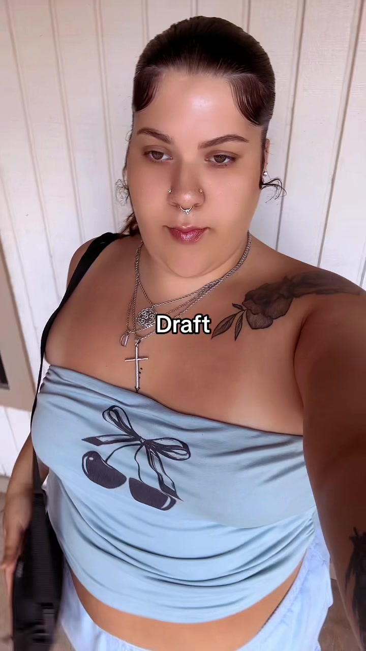 @DAVRIANA K🩷