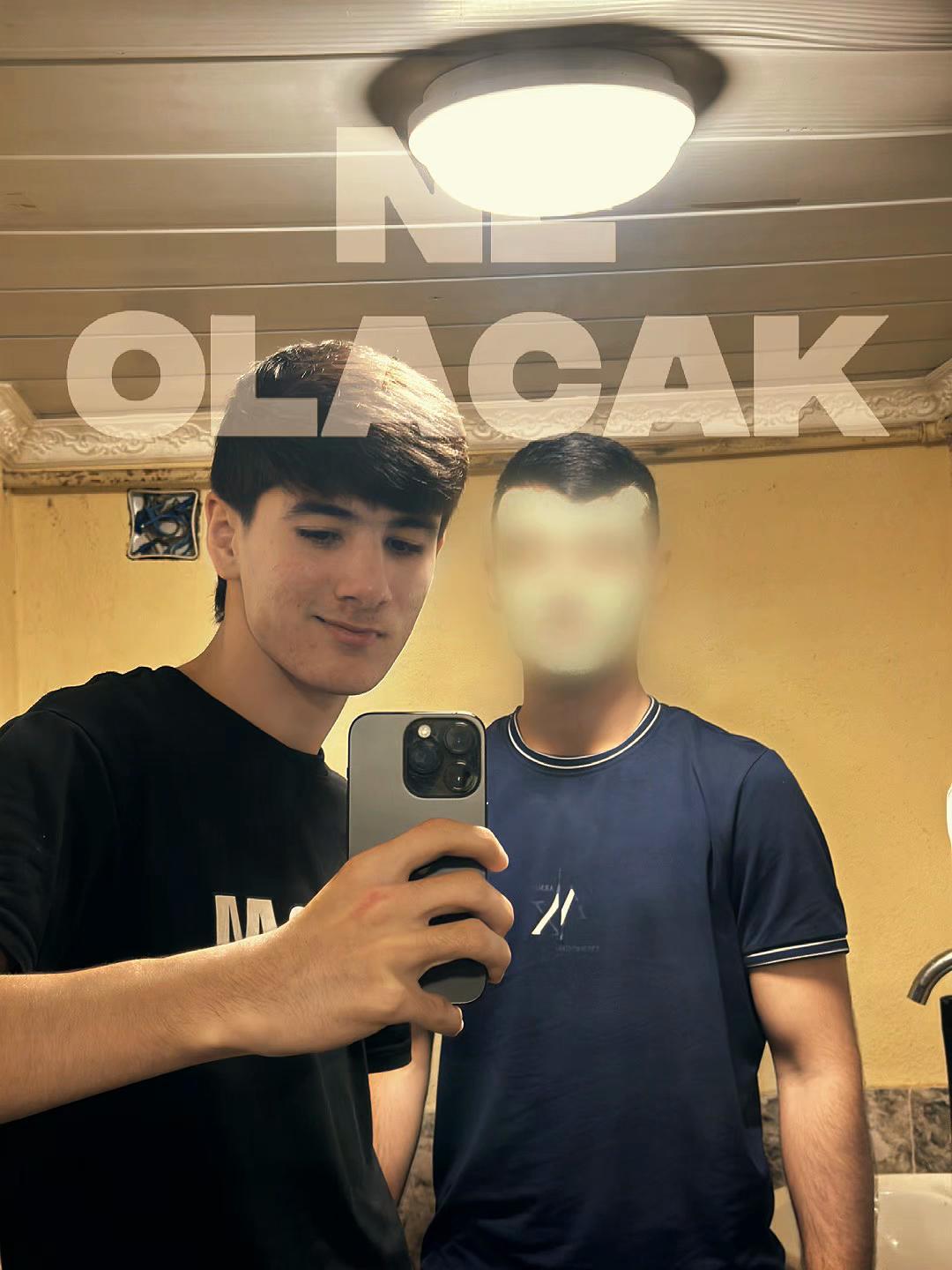 @Alixan_