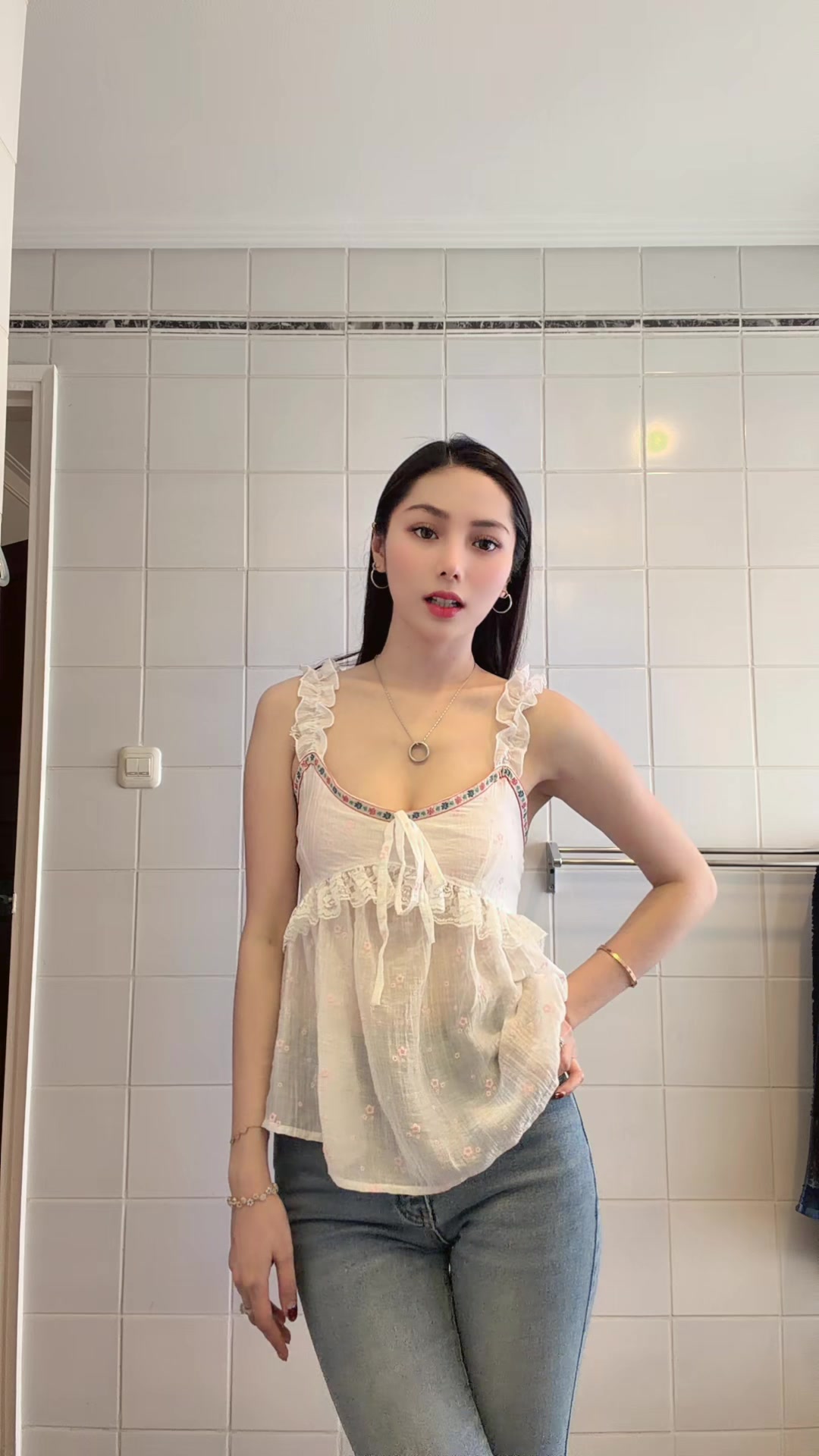 @Aprilly99