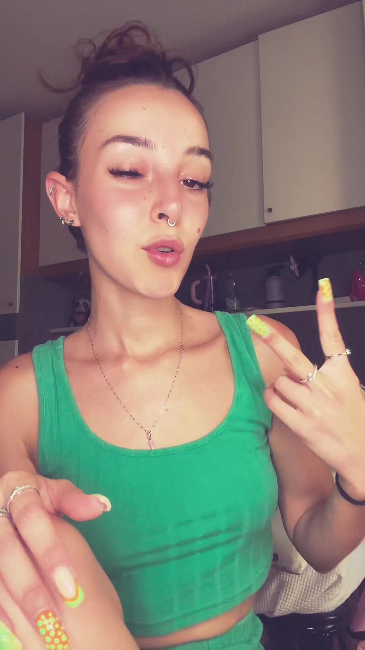 @Elenana๐