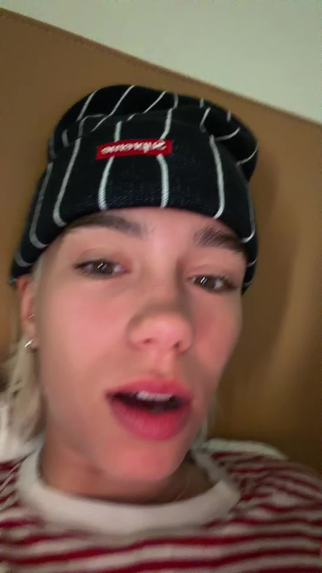 @lena